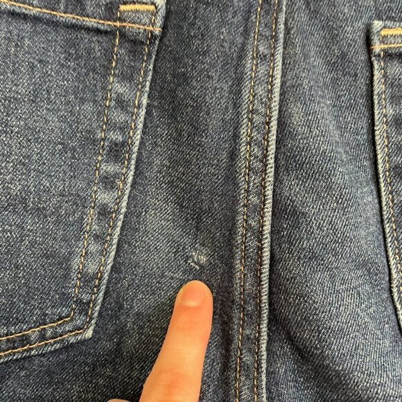 GAP DENIM 9" Denim Bermuda Shorts Dark Wash Indigo Blue Jean Shorts 14 / 32 32" - Picture 12 of 16